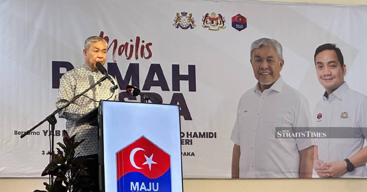Zahid Calls for End to 'Old' Attacks on Umno, BN Ahead of Johor Election