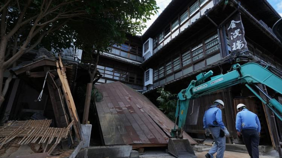 Heat stroke claims another life in quake-ravaged Kumamoto as Japan battles extreme conditions