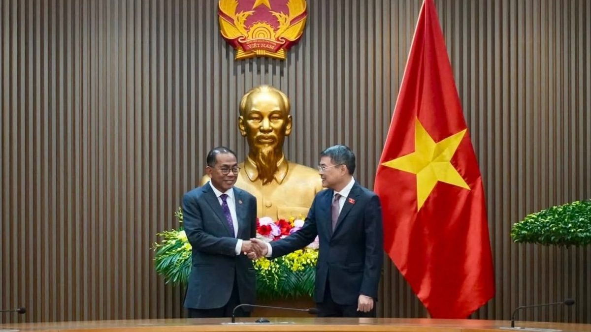 Malaysia and Vietnam to Deepen Defence Ties Across Maritime, Technology Sectors