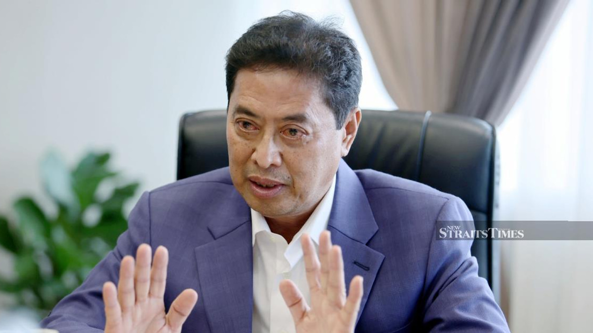 Azam Baki denies involvement in RM178 million contract secured by brother's firm