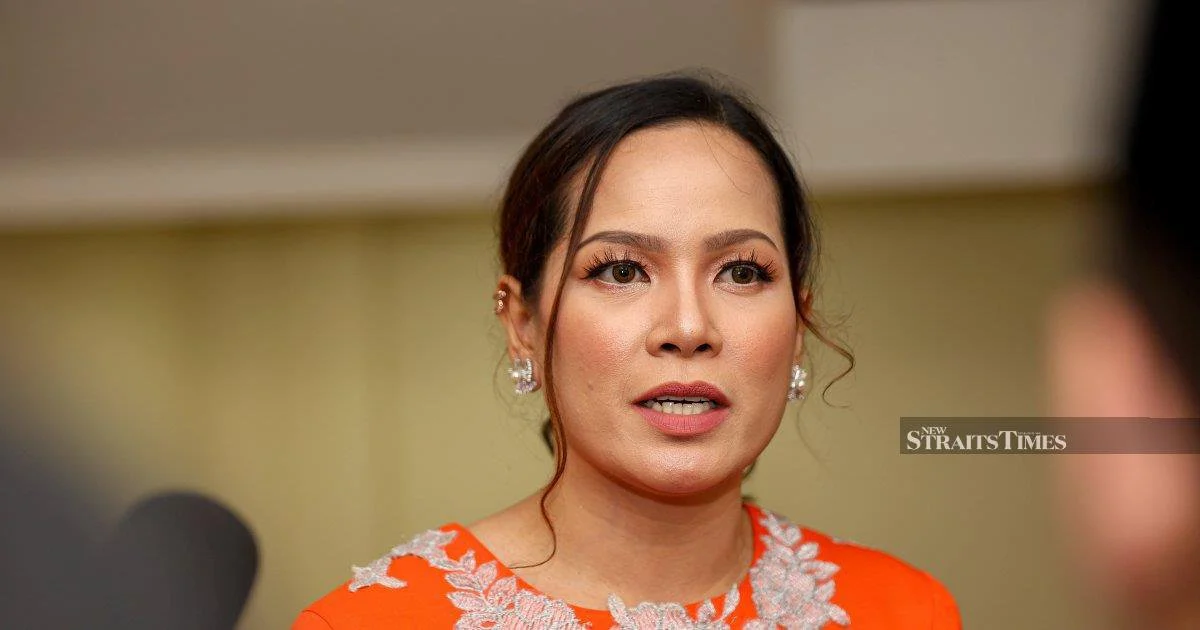 Salina Denies Link to Police Drama Actress Drug Arrest