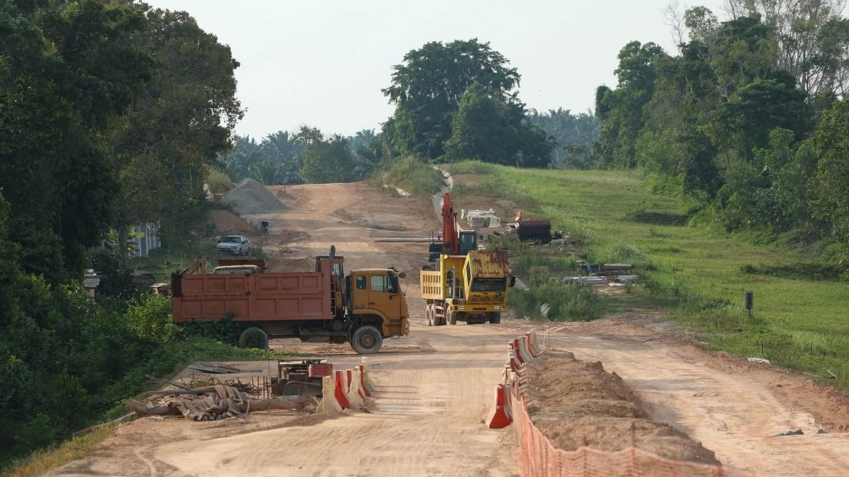 Lukut-Kampung Sirusa Road Project Ahead of Schedule at 60% Complete