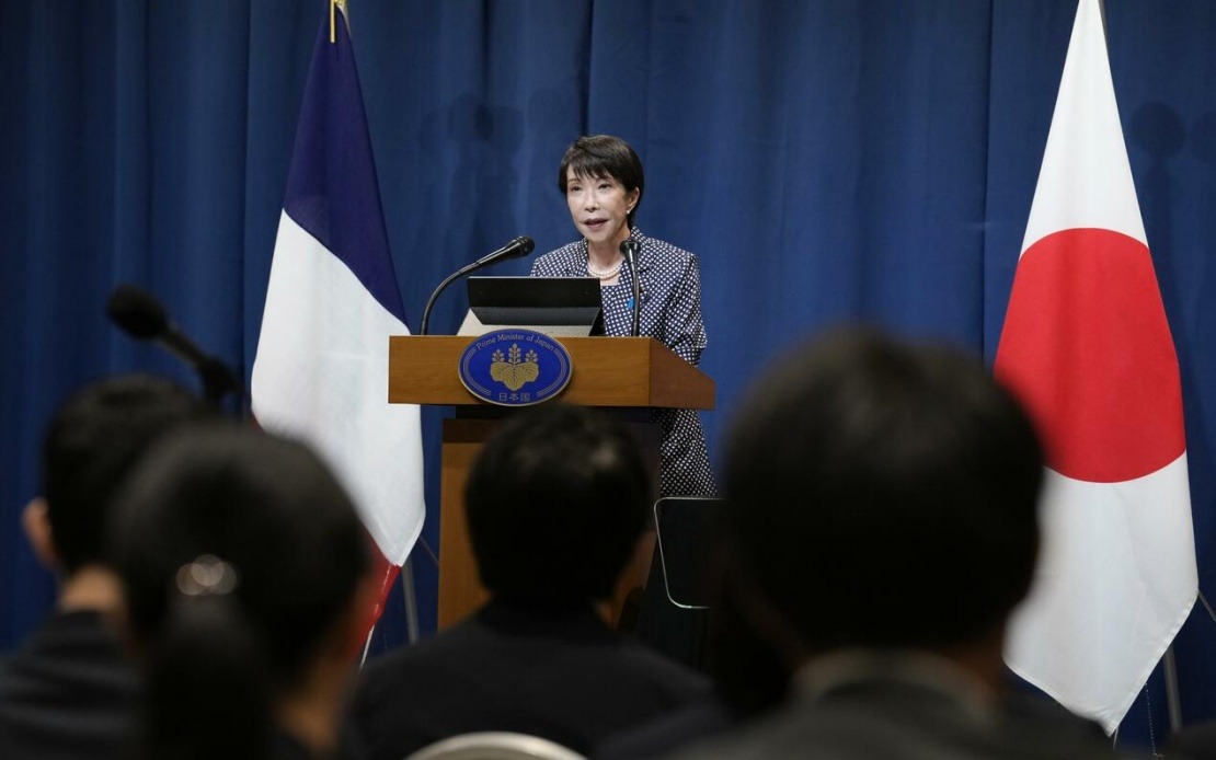 Japan's Takaichi Cabinet Approval Falls to Lowest Level Amid Economic Concerns