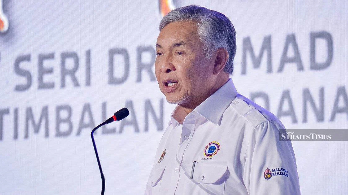 Zahid to Lead Cabinet Committee on Foreign Worker Policy Next Week