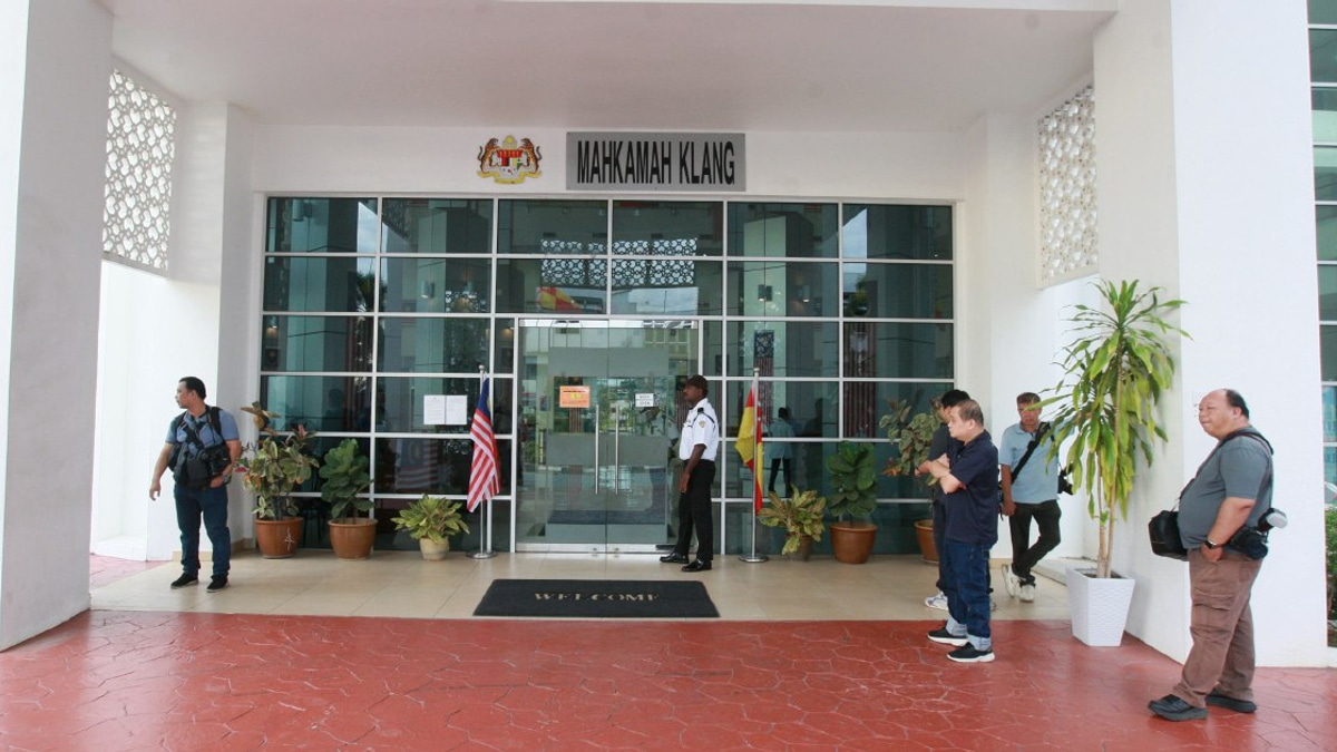 Calm Outside Klang Court as 24-Year-Old Faces Charges in Rocky Dog Death Case
