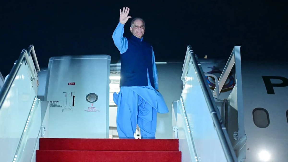 Pakistan's Premier Travels to Switzerland as US and Iran Pursue Diplomatic Channel