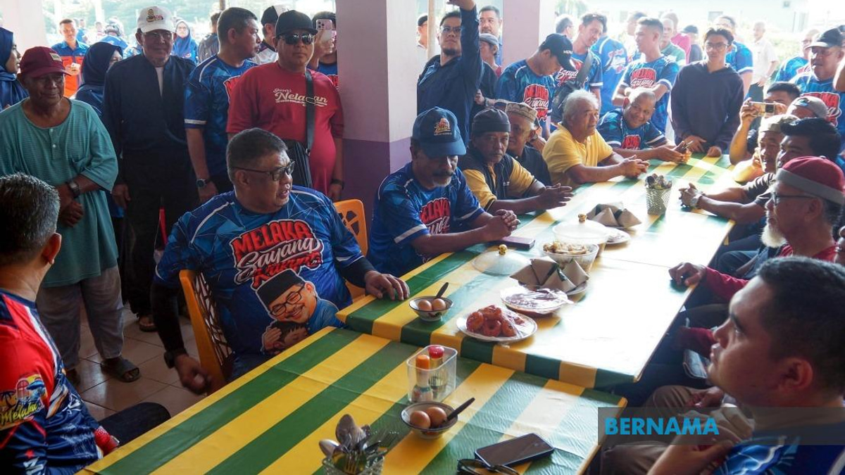 Melaka Rolls Out PERKESO Protection and Fish Finder Tech for Fishing Communities