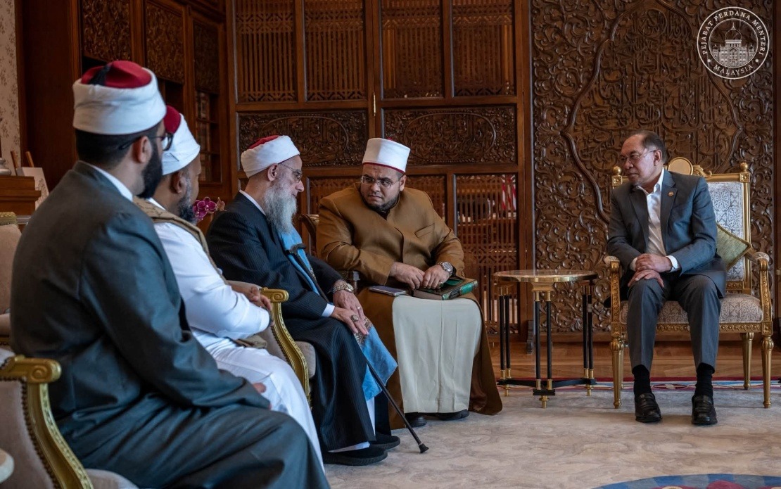 Anwar Welcomes Visit By Prominent Egyptian Scholar Sheikh Dr Mustafa