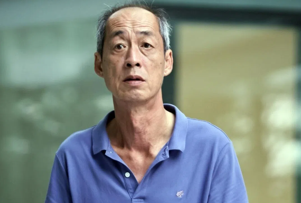 Singapore Bus Driver Jailed for Death of Elderly Passenger Left Alighting During Departure
