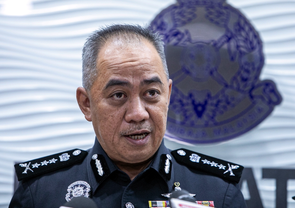 Perak police dismantle suspected romance scam operations in Ipoh, detain 12 Chinese nationals
