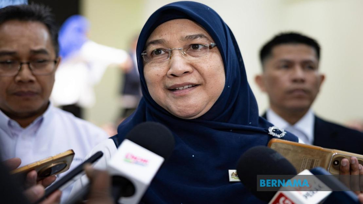 Perak's 123 Schools Awarded RM12.3 Million for Education Quality Drive
