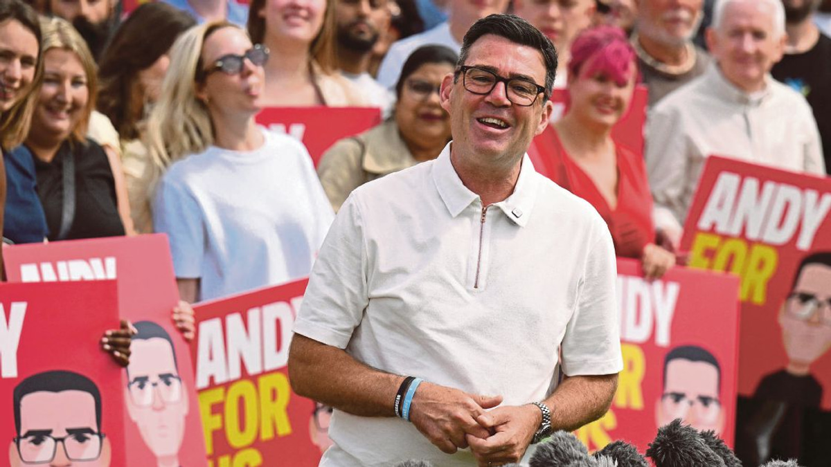 Andy Burnham Takes Over as British Prime Minister, Vows to 'Rewire' Nation