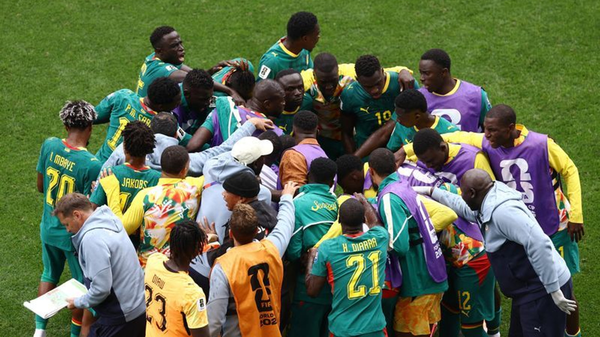 Senegal Football Federation Disputes Doctor's Qualifications After World Cup Campaign