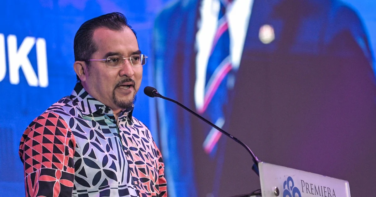 Umno Official Defends Pas Alliance with BN, Dismisses PH Criticism