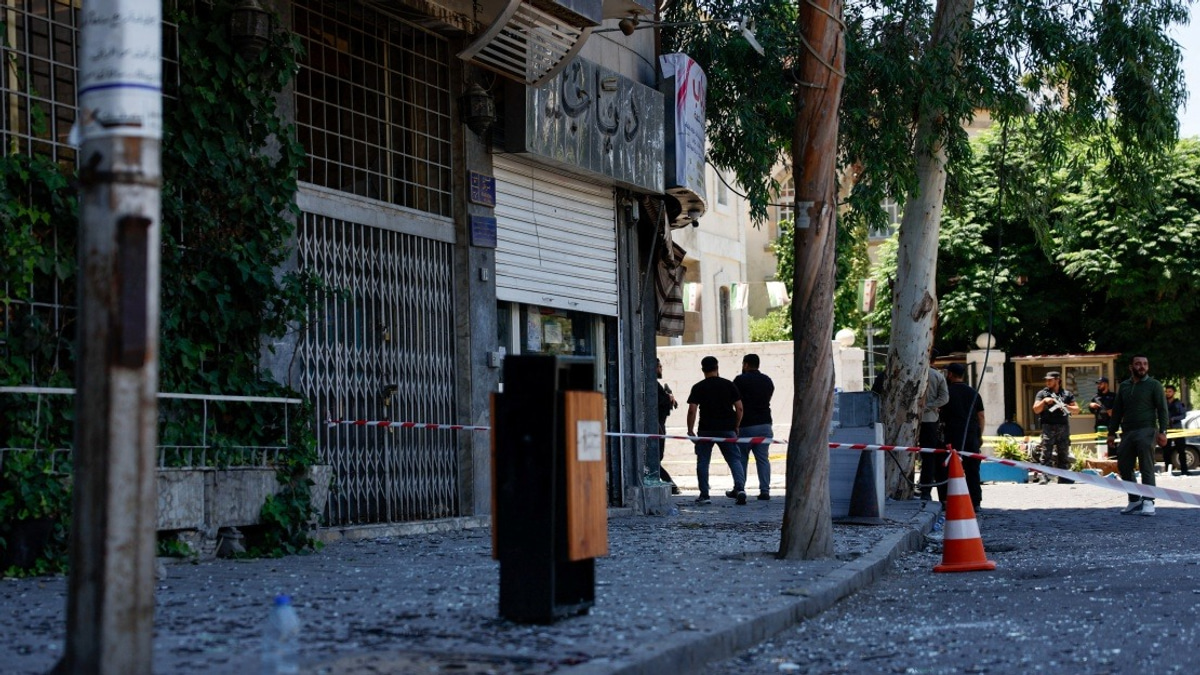 Damascus Explosions Wound 18 During Macron's Historic Syria Visit