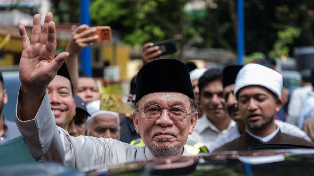 Johor state election enters critical phase as national leaders converge for weekend campaign push
