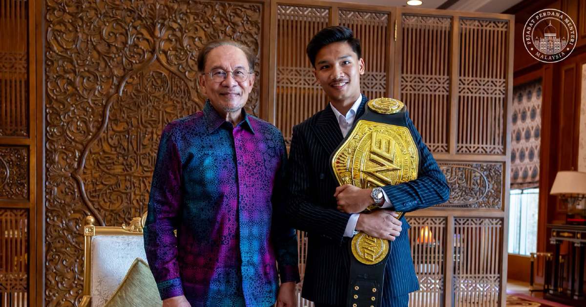 Anwar Celebrates Aliff Rakib's Historic ONE Championship Muay Thai Victory
