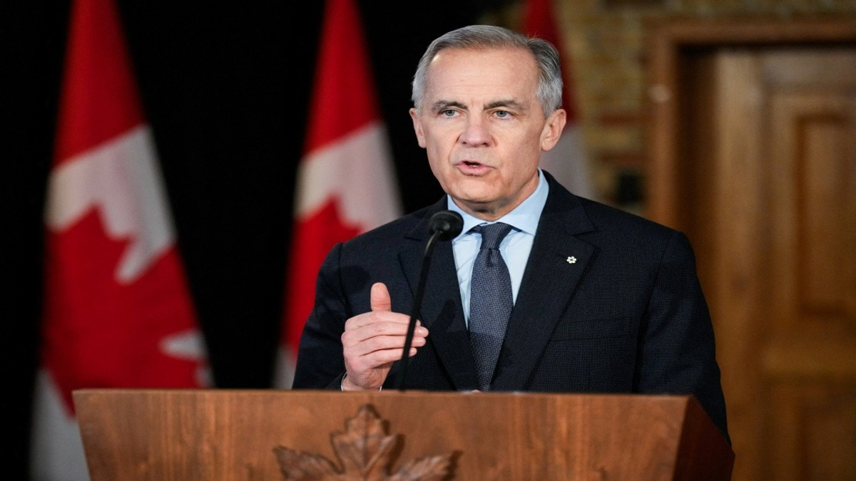 Canada Secures Brief Reprieve as Trump Tariff Pause Extended to August 21