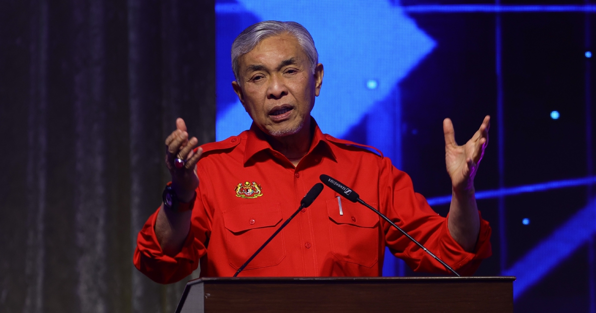 PM has power to dismiss underperforming BN ministers, Zahid says