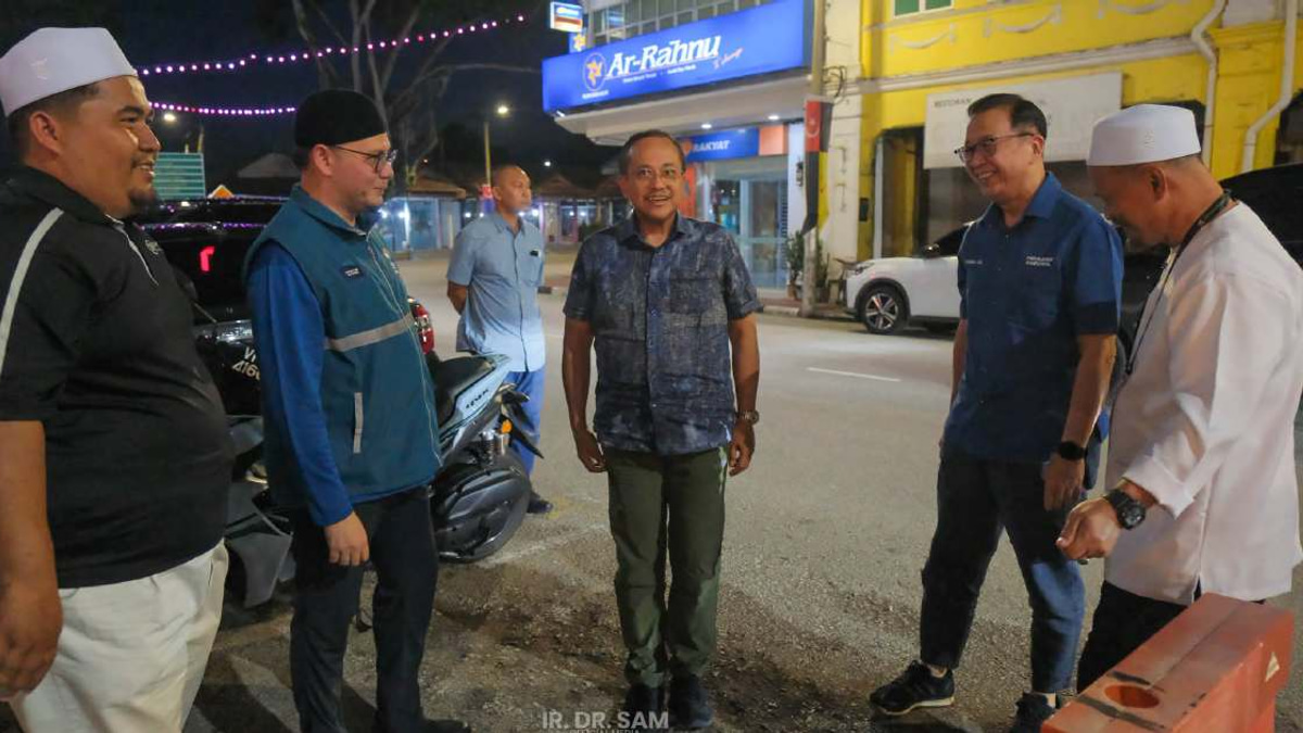 PAS-Barisan Nasional working together in Johor 'baseless rumour', says Perikatan chief