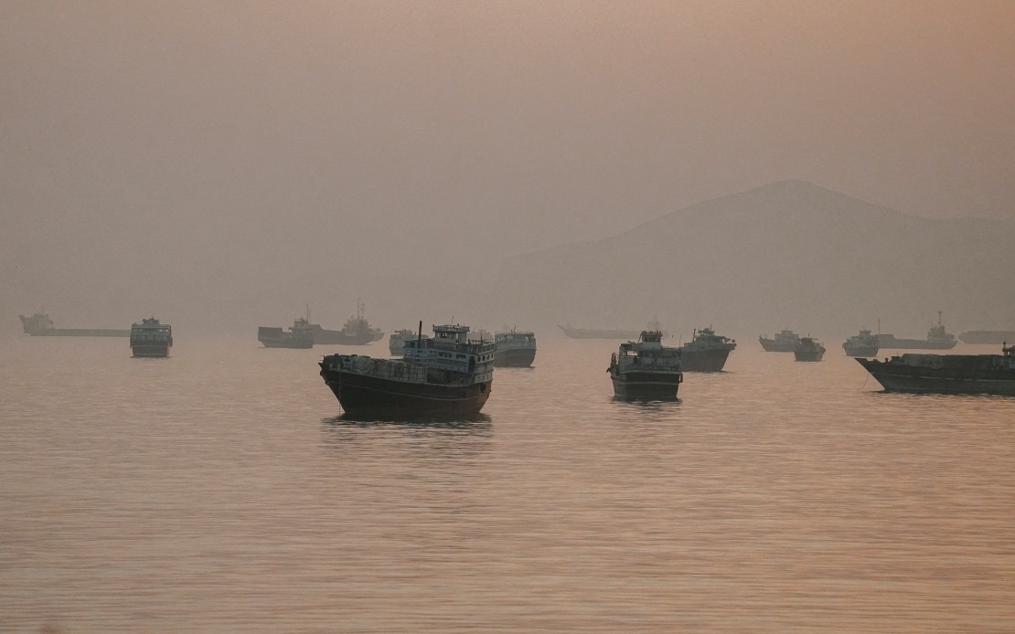 India Orders Seafarers Away From Strait of Hormuz Over Safety Fears
