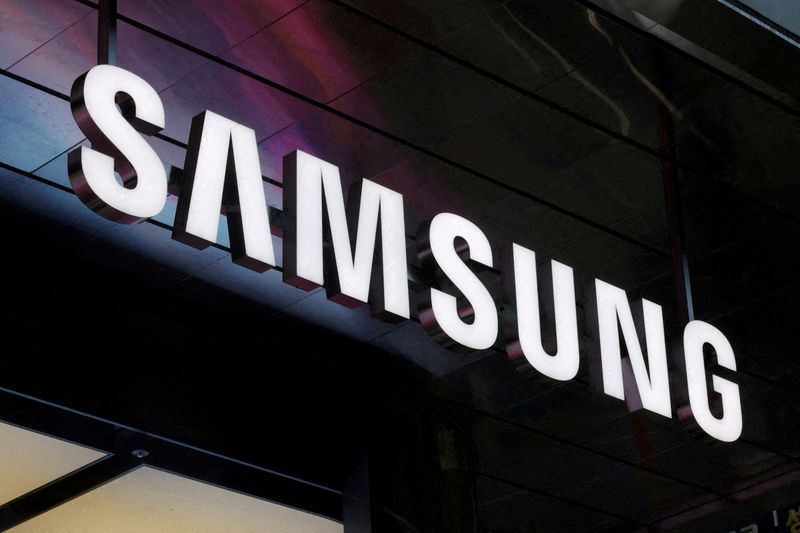Samsung's Windfall: How the AI Boom is Turbocharging Memory Chip Profits