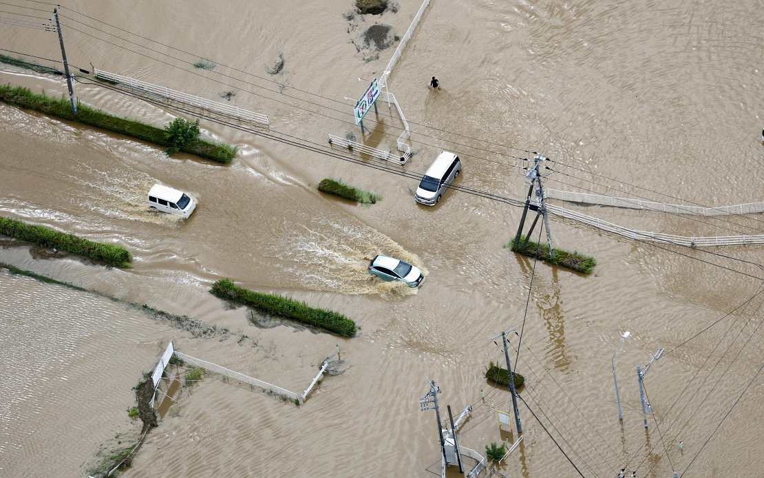 Eight Dead as Chiba Prefecture Battles Record Rainfall in Eastern Japan