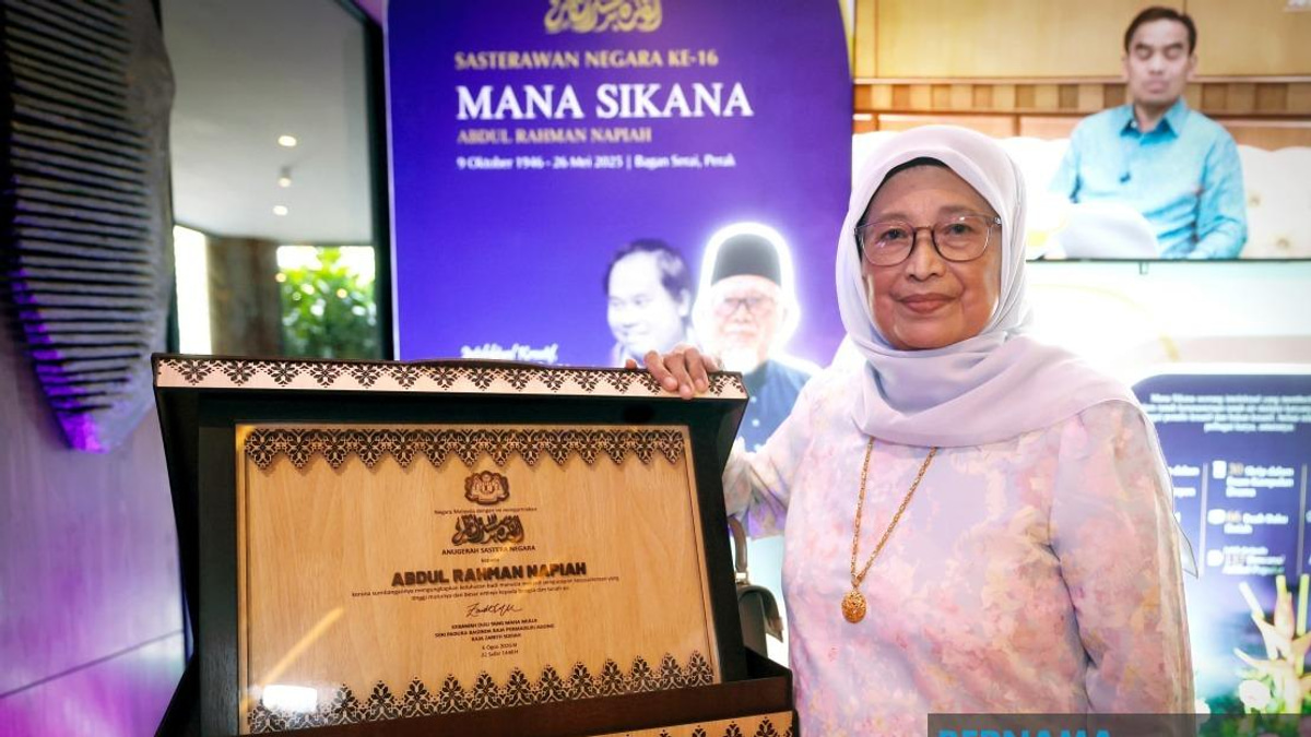 Mana Sikana Receives National Laureate Award as Long-Overdue Literary Recognition