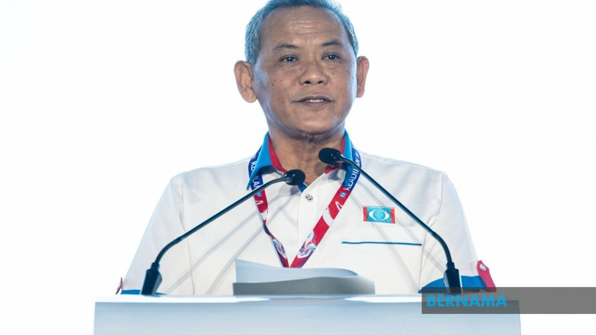Aminuddin Steps Aside as Negeri Sembilan PKR Chief After Election Rout