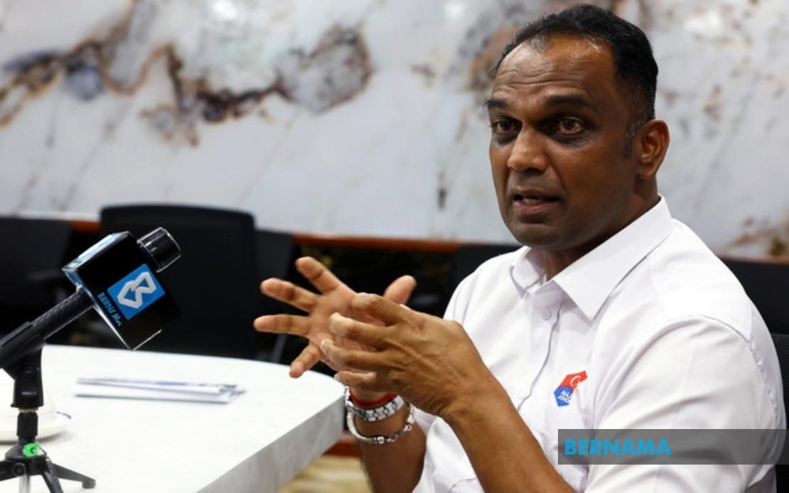 Perling BN Hopeful Banks on Personal Touch in Johor State Race
