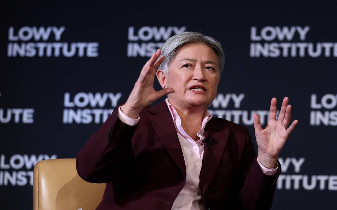 Australian Foreign Minister Warns Against Monocultural Push, Citing National Weakness
