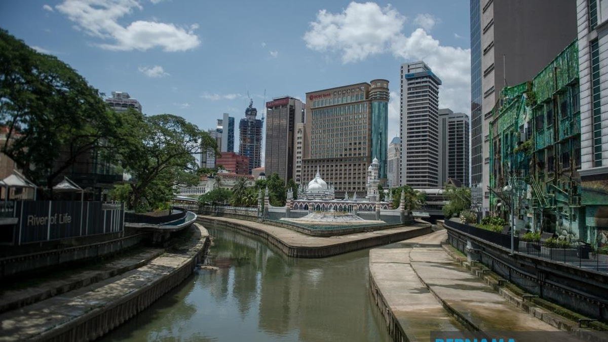 Sungai Klang Capacity Boosted to 22 Per Cent as Major Dredging Project Advances