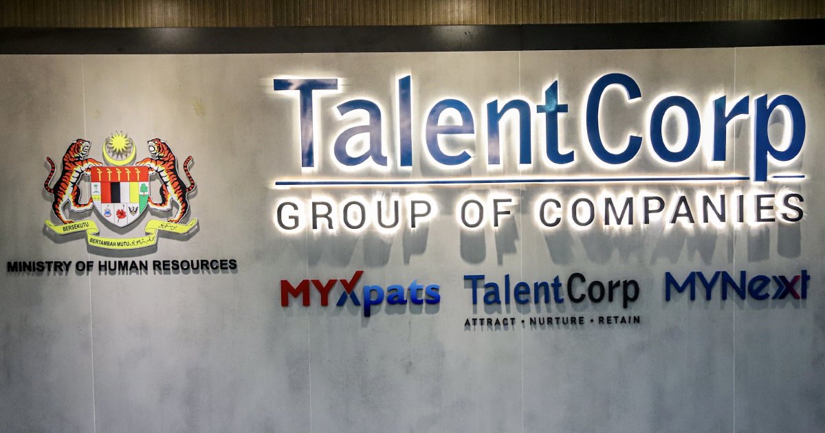 Anwar Directs Review of TalentCorp's Processing of Doctors' Return Applications