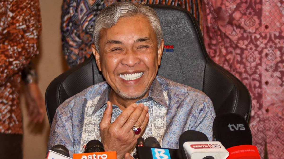 BN and PN partnership poses no threat to minorities, Zahid assures Chinese and Indian communities