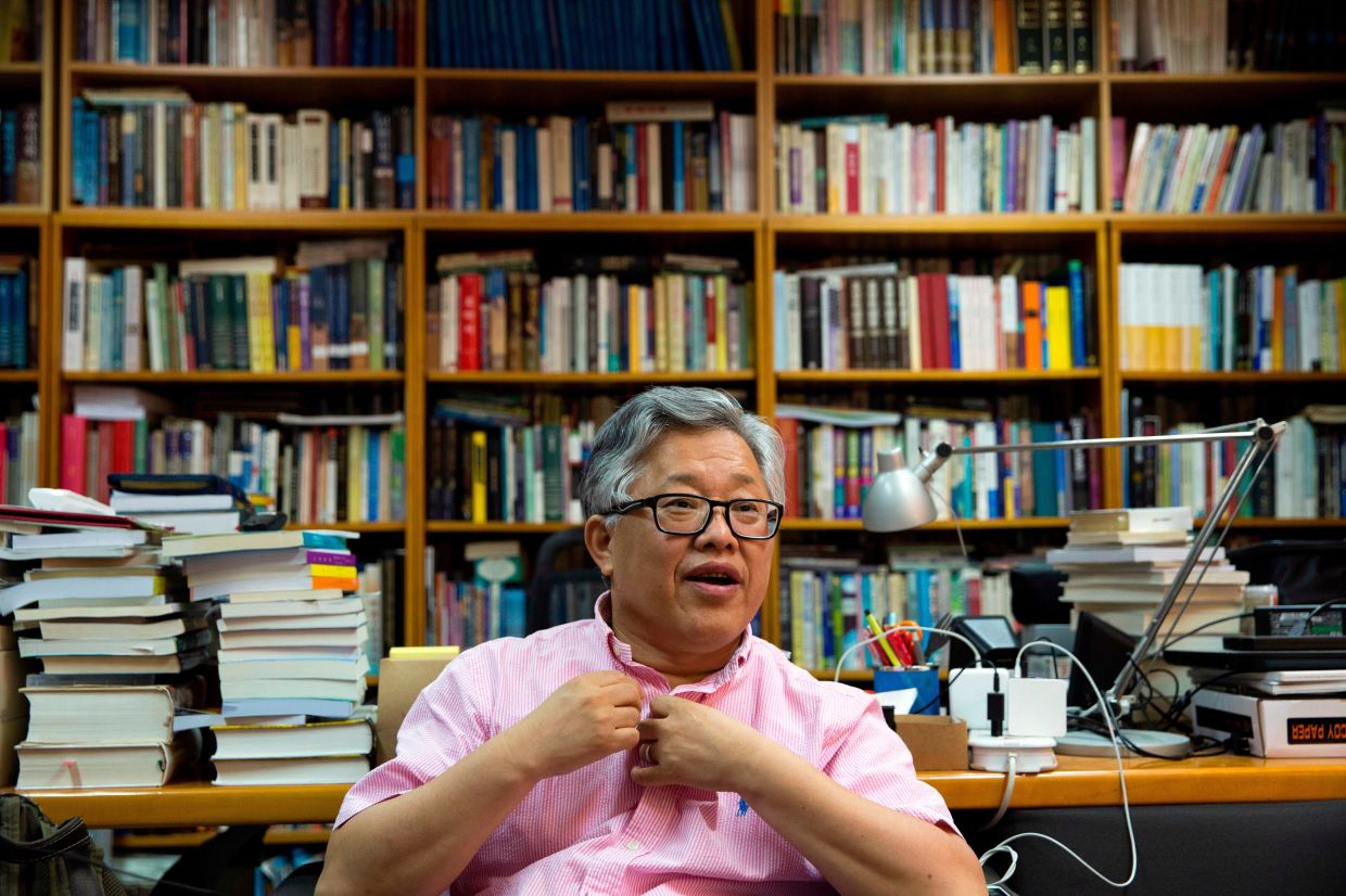 China releases jailed pastor Ezra Jin after Trump intervention